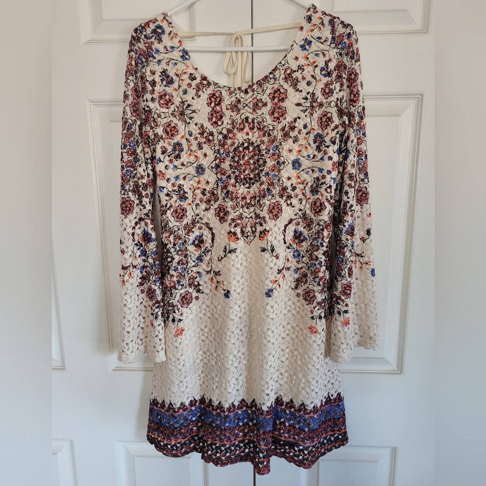 Floral Lace Dress.  BOHO with Bell Sleeves.  Xhileration. Juniors SZ M